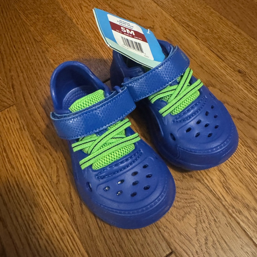 Stride Rite Toddler Blue and Green Water Shoes